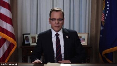 Designated Survivor: Kiefer Sutherland in una scena della serie