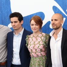 Venezia 2016: Emma Stone Damien Chazelle e i produttori al Photocall di La La Land 