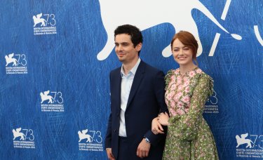 Venezia 2016: Emma Stone e Damien Chazelle al Photocall di La La Land