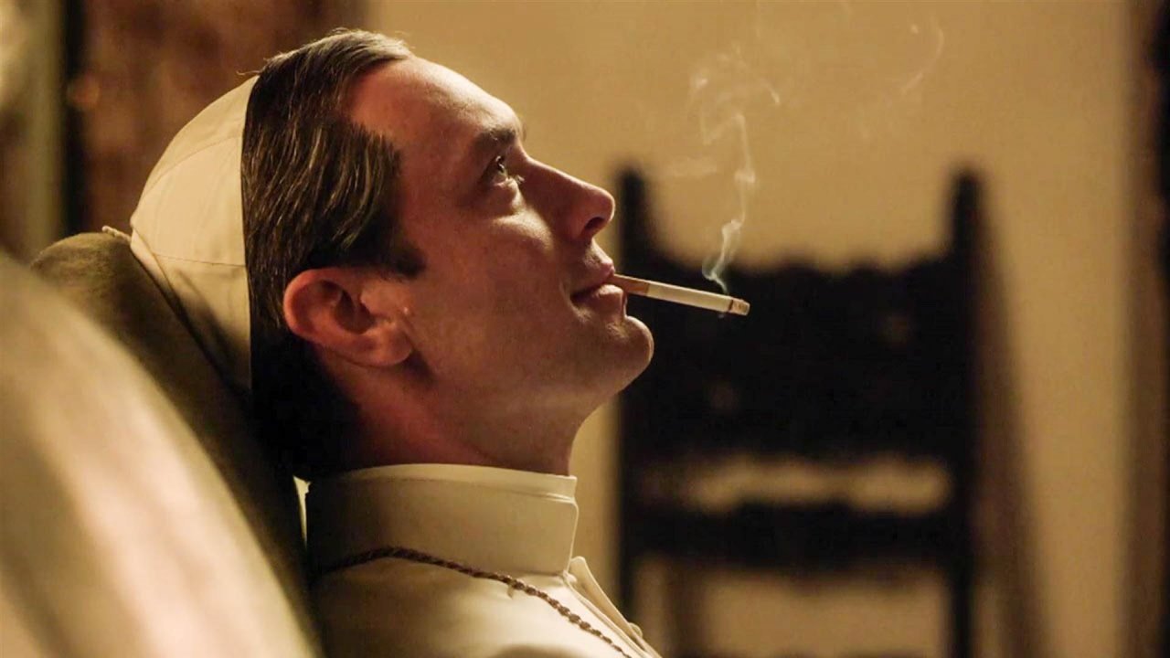 Papa Leone XIV con le Nike, la foto diventa virale mentre il web invoca Paolo Sorrentino: "Ecce Young Pope"