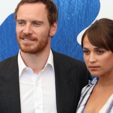 Venezia 2016: Michael Fassbender e Alicia Vikander al photocall di The Light Between Oceans