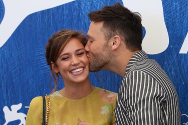 Venezia 2016: Matilda Lutz e Taylor Frey al photocall de L’estate addosso