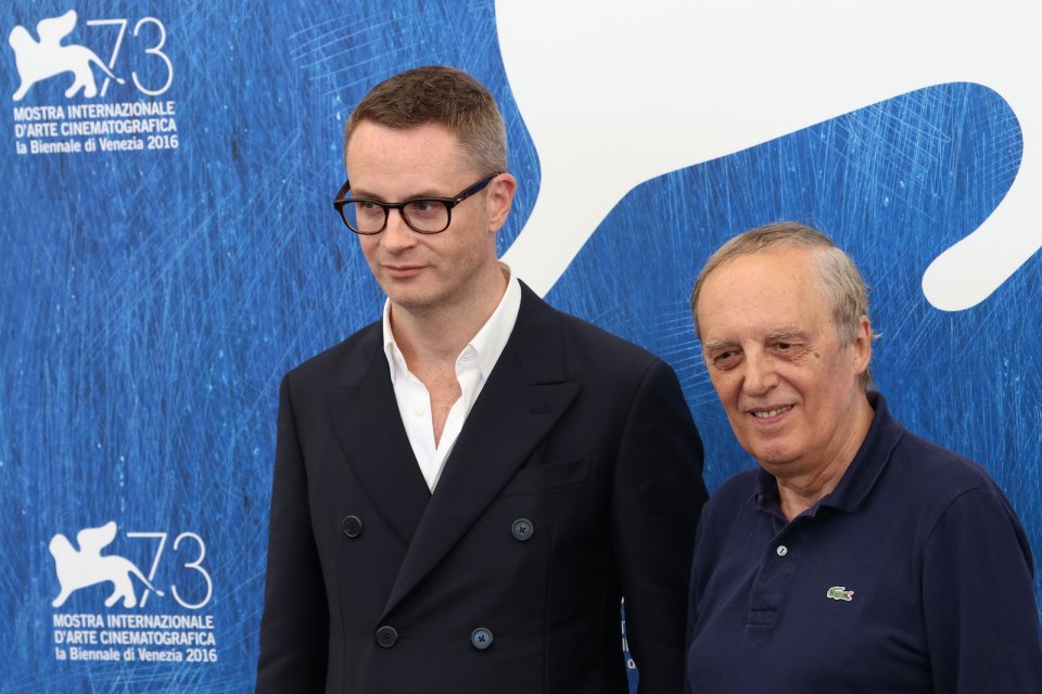 Venezia 2016: Nicolas Winding Refn e Dario Argento al photocall di Dawn of the Dead - European Cut (Zombi)