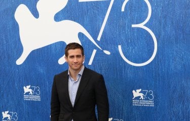 Venezia 2016: Jake Gyllenhaal posa al photocall di Nocturnal Animals