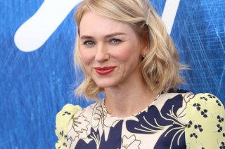 Venezia 2016: uno sactto di Naomi Watts al photocall di The Bleeder