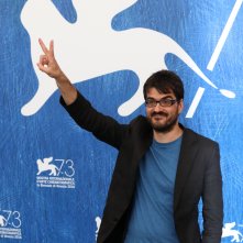 Venezia 2016: uno scatto di Roan Johnson al photocall di Piuma