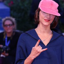 Venezia 2016: uno scatto di Ana Lily Amirpour sul red carpet di The Bad Batch