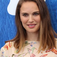 Venezia 2016: una foto di Natalie Portman al photocall di Planetarium