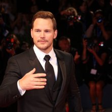 Venezia 2016: una foto di Chris Pratt sul red carpet de I magnigici 7