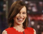 Emilia Clarke: tutte le follie della madre dei draghi (Video)
