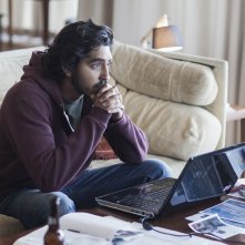 Lion: una scena con Dev Patel
