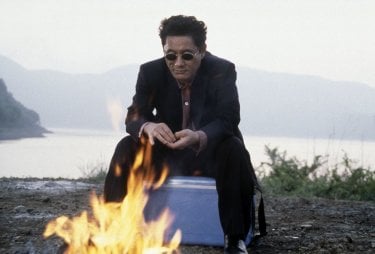 Hana-bi: Takeshi Kitano in una scena del film