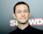 Joseph Gordon-Levitt racconta com'è sballarsi con Oliver Stone