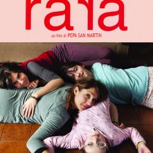 Locandina di Rara - Una strana famiglia