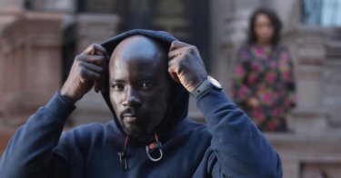 Luke Cage: a scene from the first season with Mike Colter