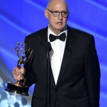 Emmy 2016: Jeffrey Tambor premiato per Transparent per il secondo anno consecutivo