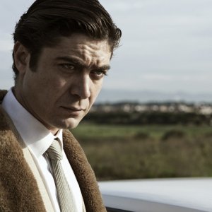 La verità sta in cielo: Riccardo Scamarcio in una scena del film