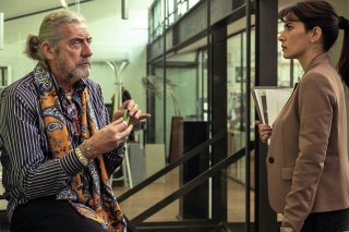 La verità sta in cielo: Shel Shapiro e Maya Sansa in una scena del film