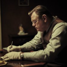 Lettere da Berlino: Brendan Gleeson in una scena del film