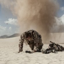 Mine: Armie Hammer in una scena concitata del film