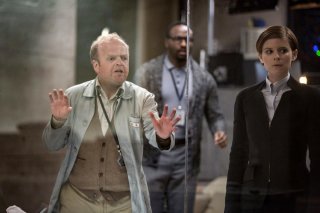 Morgan: Toby Jones, Michael Yare e Kate Mara in una scena del film