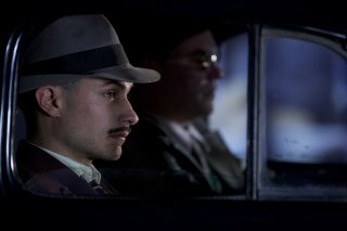 Neruda: Gael García Bernal in un'immagine del film
