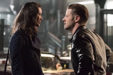 Gotham: Jamie Chung e Ben McKenzie in Better To Reign in Hell