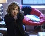 Shades of Blue: il ritorno in TV di J.Lo, poliziotta corrotta e madre single