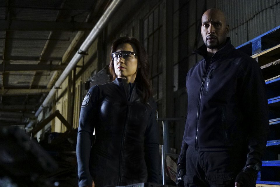 Agents of S.H.I.E.L.D.: Ming-Na Wen e Henry Simmons nell'episodio The Ghost