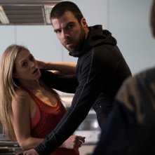 The Slap: Zachary Quinto durante una scena della miniserie