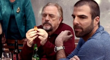 The Slap: Zachary Quinto e Brian Cox in una scena della miniserie