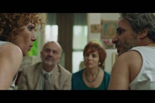 Piuma - Clip 'La ragazza si è inventata tutto?'
