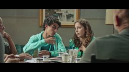 Piuma - Clip 'Me la cavo da solo'