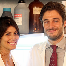L'Allieva: Lino Guanciale e Alessandra Mastronardi in una foto della serie Rai