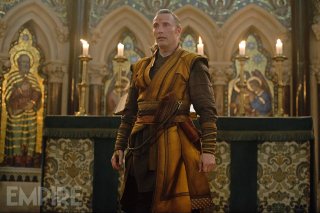 Doctor Strange: Mads Mikkelsen in un'immagine del film