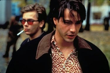 Belli e dannati: Keanu Reeves e River Phoenix in un momento del film