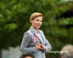Scarlett Johansson 'patriottica' in Rock that Body, le foto dal set