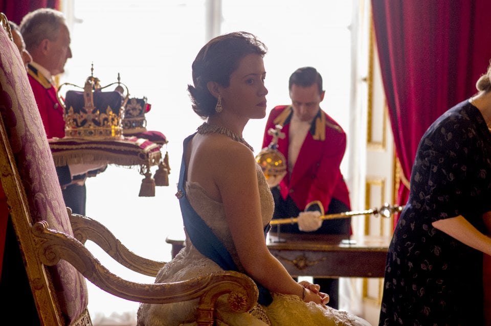 The Crown: l'attrice Claire Foy interpreta Elisabetta II