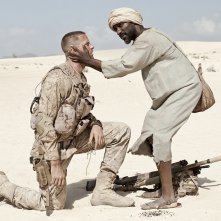 Mine: Armie Hammer e Clint Dyer in una scena