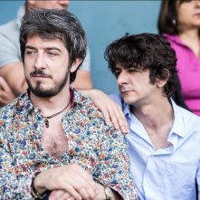I babysitter: Paolo Ruffini e Francesco Mandelli in una scena del film