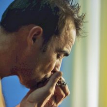 Il missionario - La preghiera come unica arma: un primo piano di Carlos Cabra