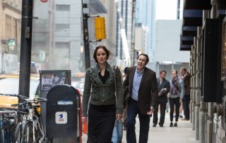 Pay the Ghost: Sarah Wayne Callies e Nicolas Cage in una scena del film