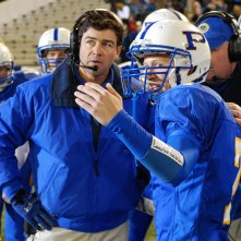 Friday Night Lights: una scena della serie con Kyle Chandler
