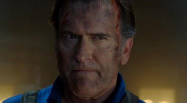 Ash vs Evil Dead: il protagonista Bruce Campbell in Home