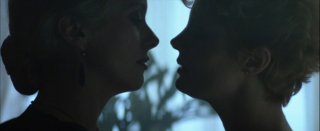 Susan Sarandon e Catherine Deneuve in Miriam si sveglia a mezzanotte