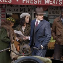 Timeless: Lucy (Abigail Spencer), Wyatt (Matt Lanter) e Rufus (Malcolm Barrett)