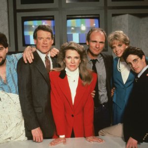 Murphy Brown: un'immagine promozionale del cast