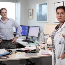 150 Milligrams: Sidse Babett Knudsen e Benoît Magimel in un momento del film