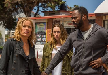 Fear the Walking Dead: una scena con Kim Dickens nell'episodio North