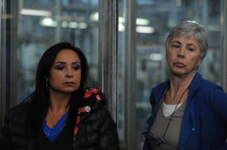 7 minuti: Ottavia Piccolo e Maria Nazionale in una scena del film